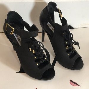 Steve Madden Open Toe Heel